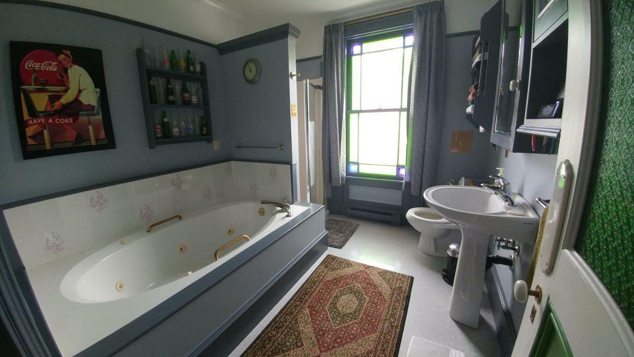 Gower Manor Historic Bed & Breakfast 세인트존스 외부 사진